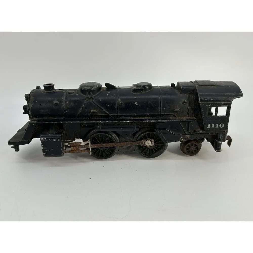 Vintage 1949-52 Lionel #1110 0-27 Gauge Metal 2-4-2 Steam Locomotive